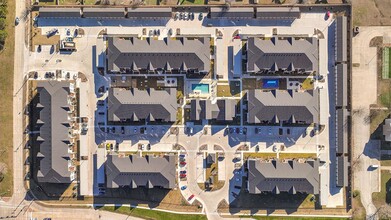 Matlock Flats in Arlington, TX - Foto de edificio - Building Photo