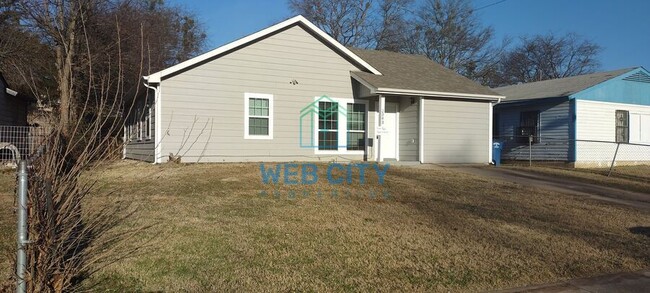 2343 E Pentagon Pkwy in Dallas, TX - Building Photo - Building Photo
