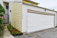 7375 Antoine Dr - 14