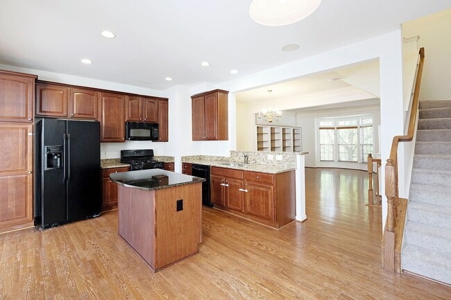 property at 920 Rainier Rd