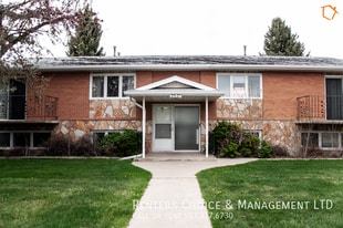 2 Bedroom, Assigned Parking, Onsite Laundry in Lethbridge, AB - Building Photo