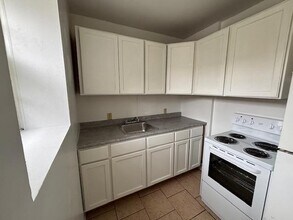 515 London Rd in Sarnia, ON - Building Photo - Building Photo