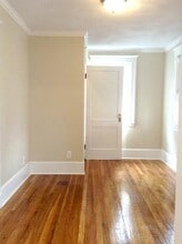 36 Irvington Rd, Unit 2 in Somerville, MA - Building Photo - Building Photo