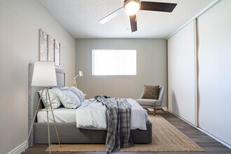 269 W San Marcos Blvd, Unit 21 in San Marcos, CA - Building Photo - Building Photo