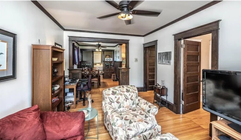 244 Marshall Ave in St. Paul, MN - Foto de edificio