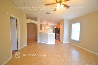 3042 Bellflower Way in Lakeland, FL - Building Photo - Building Photo