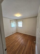 210 Kenilworth Dr in Rockford, IL - Building Photo - Building Photo