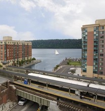 Hudson Park Apartments in Yonkers, NY - Building Photo - Building Photo