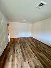 2119 Electric Rd in Cave Spring, VA - Building Photo - Building Photo