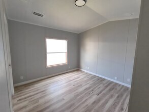 42 Deerwood Park in Centralia, IL - Building Photo - Building Photo