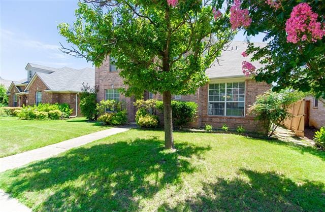 property at 2013 Westbury Ln