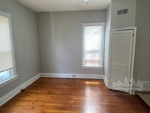 925 S Cox St in Memphis, TN - Building Photo - Building Photo
