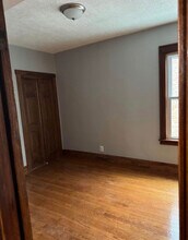 6345 S Whipple St, Unit 2 in Chicago, IL - Building Photo - Building Photo