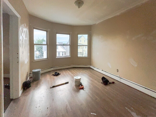 511 Brooks St in Bridgeport, CT - Building Photo - Building Photo