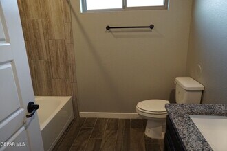 217 Ilchester Wy in El Paso, TX - Building Photo - Building Photo