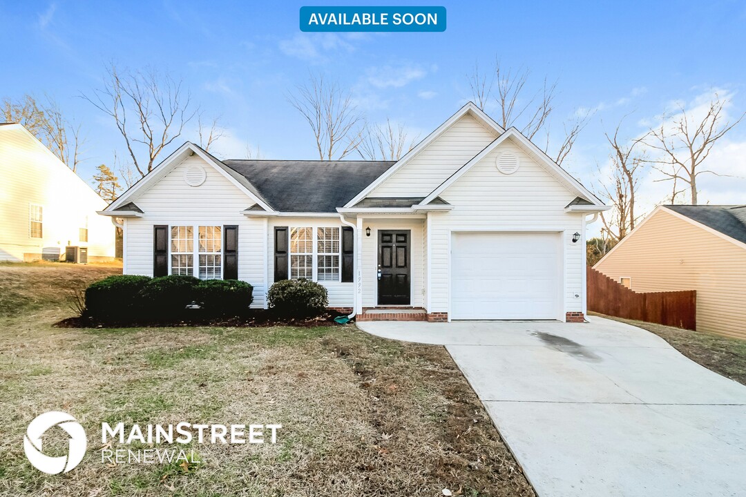 1992 Tea Berry Ln in Winston-Salem, NC - Building Photo