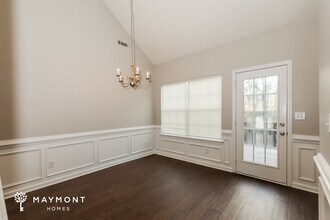 665 Tipperary Rd in Hampton, GA - Building Photo - Building Photo