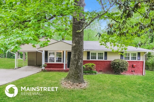 5550 Longmeadow Ln, Unit 208 in Atlanta, GA - Building Photo - Building Photo