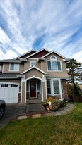 9006 105 Ave SW in Lakewood, WA - Building Photo