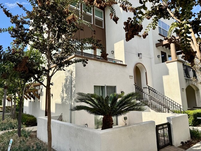 9212 Joshua Way in Downey, CA - Building Photo - Building Photo