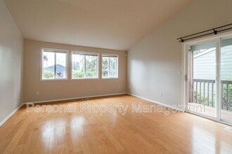 2443 NW Norwood St in Camas, WA - Building Photo - Building Photo