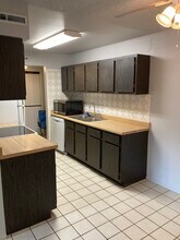 66 W Lester Ave, Unit K-15 in Murray, UT - Building Photo - Building Photo