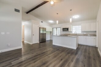 1305 E Bay St in Bartow, FL - Building Photo - Building Photo