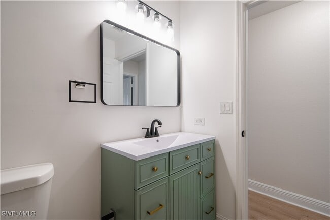 property at 102 SE 39th Terrace