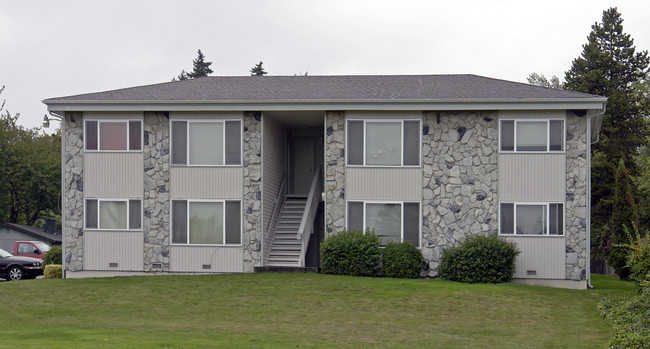 Meridian North Apartments in Edgewood, WA - Building Photo - Building Photo