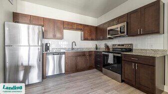 2115 Windsor Blvd in Lockhart, TX - Building Photo