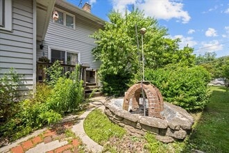 2490 Green Bay Rd in Highland Park, IL - Building Photo - Building Photo