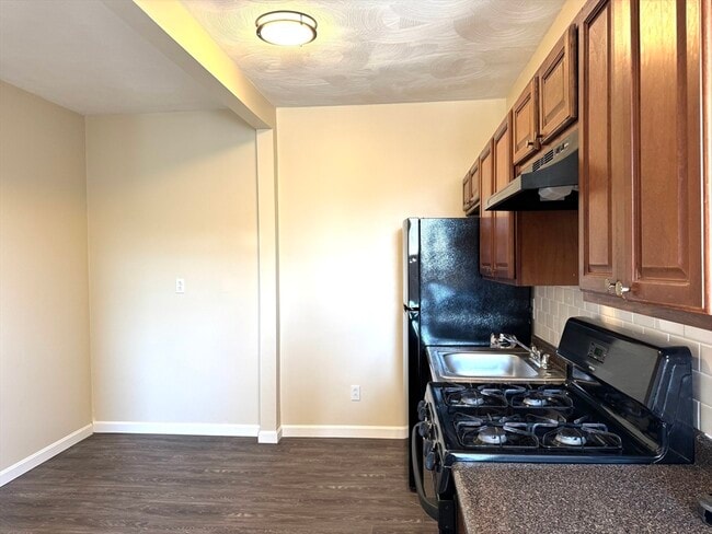 838 Western Ave in Lynn, MA - Building Photo - Building Photo