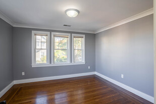 15 Nottinghill Rd, Unit #2 in Boston, MA - Foto de edificio - Building Photo