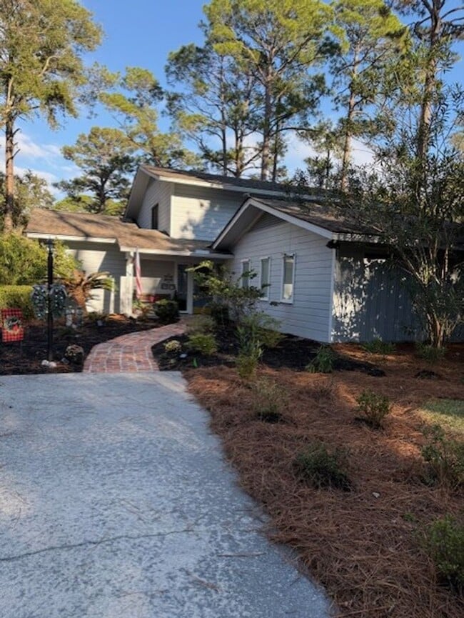 119 Governors Rd in Hilton Head Island, SC - Building Photo - Building Photo
