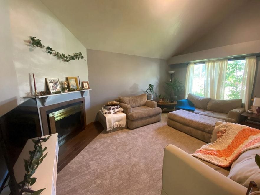 2713 Adams Ave, Unit B in Spirit Lake, IA - Building Photo