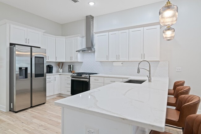 property at 260 Palisade Ave