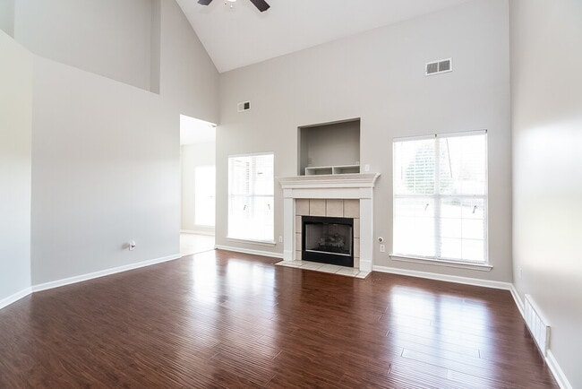 5820 Lillian Bend Dr in Arlington, TN - Building Photo - Building Photo