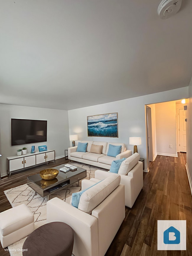 property at 1402 Hoyt St