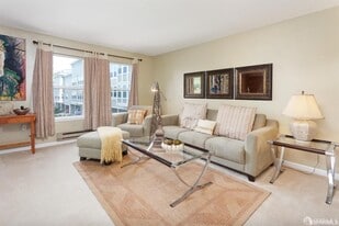 2250 24th St in San Francisco, CA - Building Photo