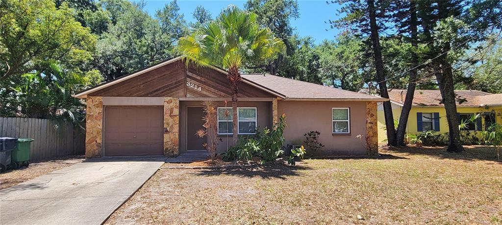 3214 W Van Buren Dr in Tampa, FL - Building Photo
