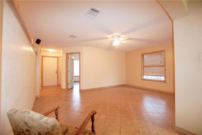 1904 Brookfield Cove in Cedar Park, TX - Building Photo - Building Photo