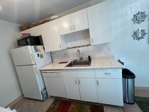 91-1039-1039 Puamaeole St in Ewa Beach, HI - Building Photo - Building Photo