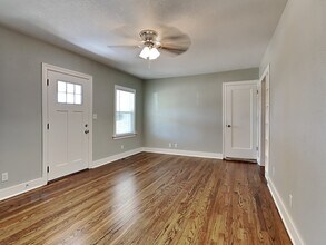 1921 NW 38th St in Oklahoma City, OK - Building Photo - Building Photo