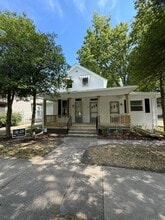 1007 N Prairie St in Bloomington, IL - Building Photo - Building Photo