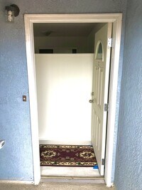 1353 N Wilmington Blvd, Unit 5 photo'