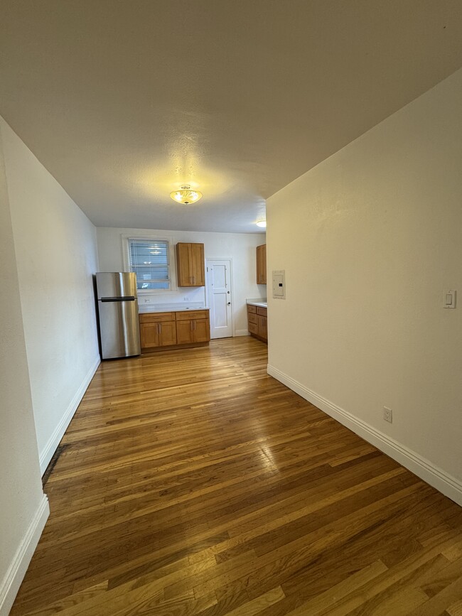 486 Funston Ave, Unit 203 in San Francisco, CA - Building Photo - Building Photo