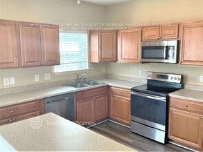 849 Hedgepath Terrace in High Point, NC - Building Photo - Building Photo