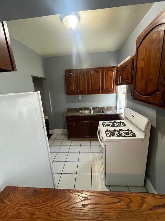 231 Doty St in Hammond, IN - Building Photo