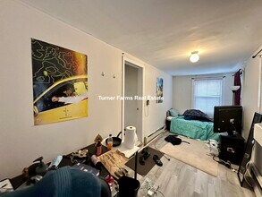 61 Crescent Ave, Unit 1 in Boston, MA - Building Photo - Building Photo