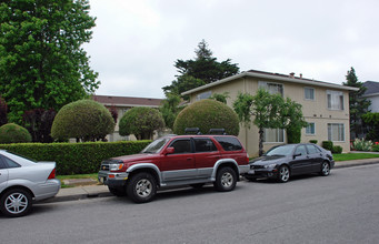 433 Turner Terrace in San Mateo, CA - Building Photo - Building Photo